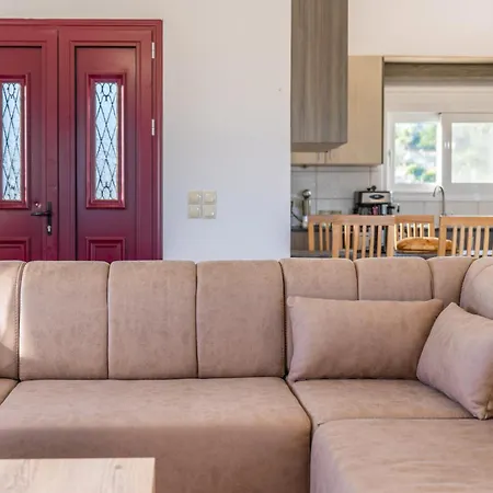 Villa Melina, 2' Drive To The Beach