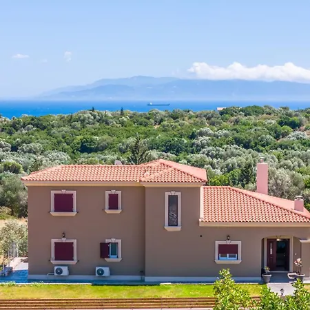 Villa Melina, 2' Drive To The Beach